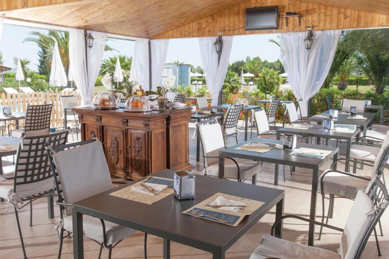 Fattoria Maremmana Aparthotel Marina di Grosseto Bagian luar foto