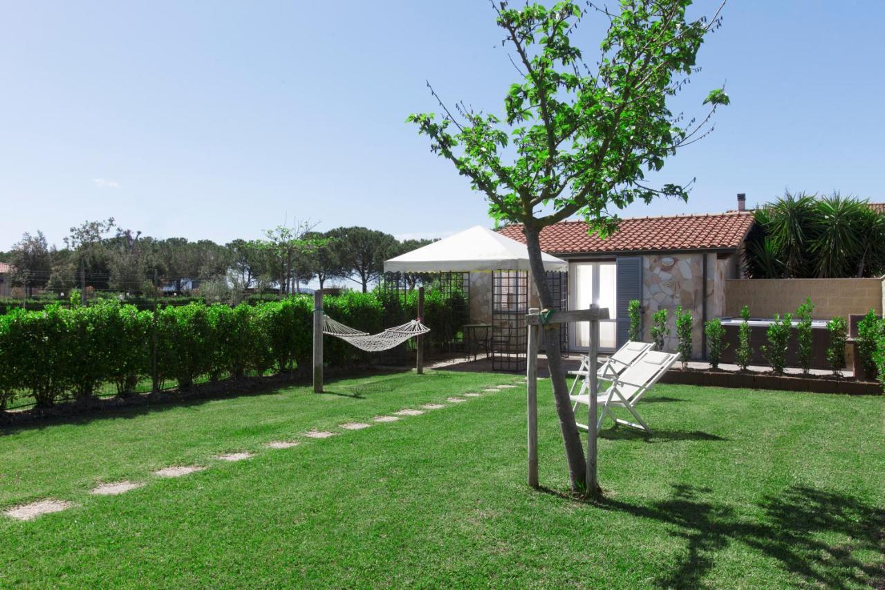 Fattoria Maremmana Aparthotel Marina di Grosseto Bagian luar foto